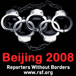 Na web stranici Reportera bez granica (http://www.rsf.org) Olimpijski krugovi predstavljeni su kao lisice.